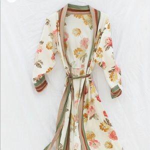 Urban outfitters mia mixed print robe